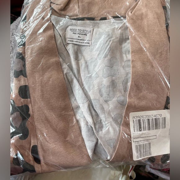 Seed to Style Organic Cotton Cardigan XL NWT - Picture 2 of 5